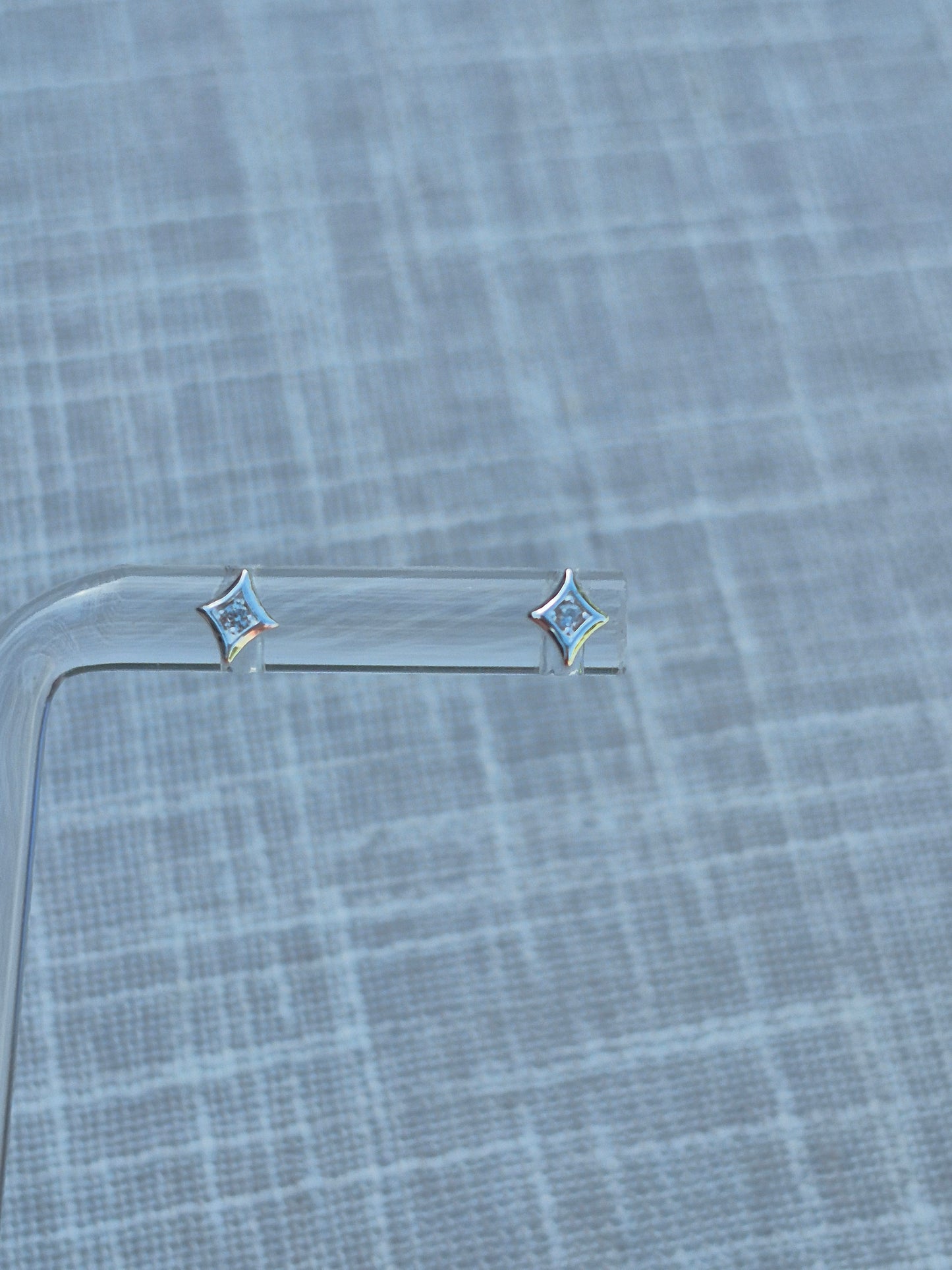 Amber Kite Stud