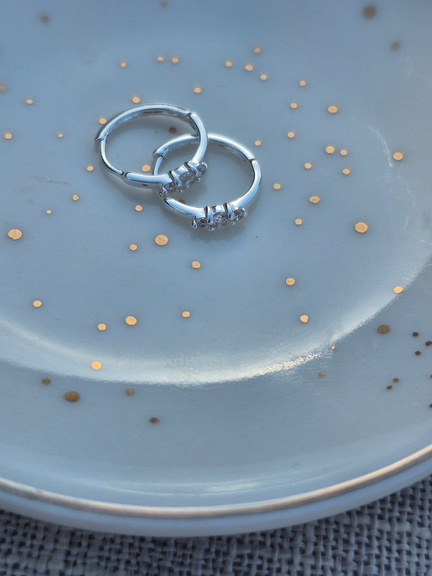 Luna 3 Stone Hoop